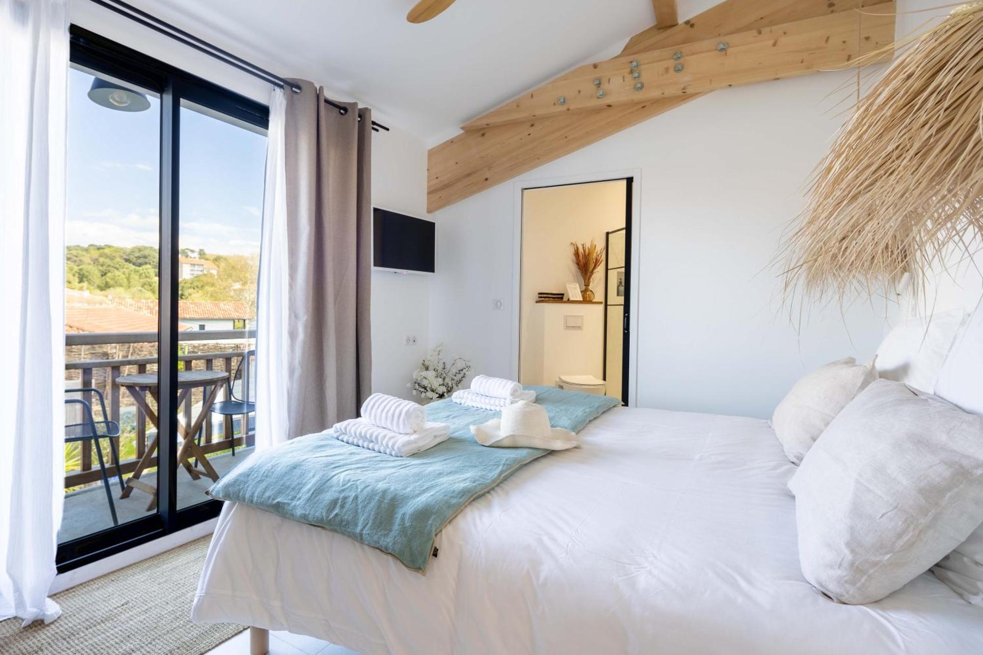 Biarritz Surf Lodge Chambre D'Hotes Exterior photo